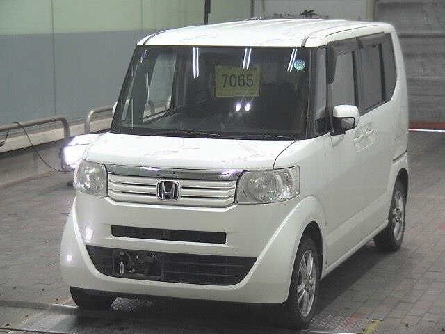 HONDA N-BOX