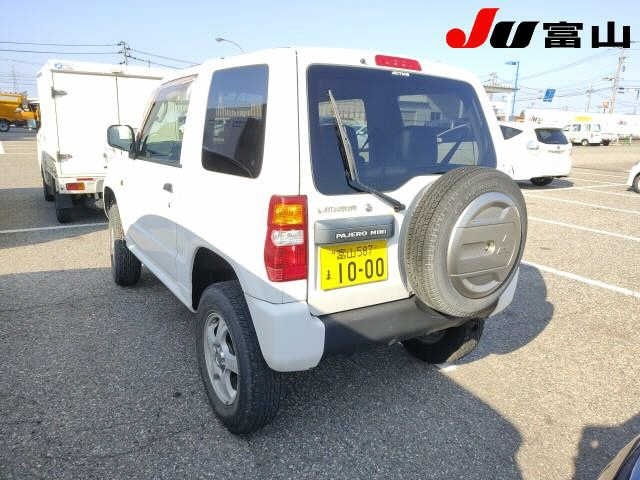 MITSUBISHI PAJERO MINI