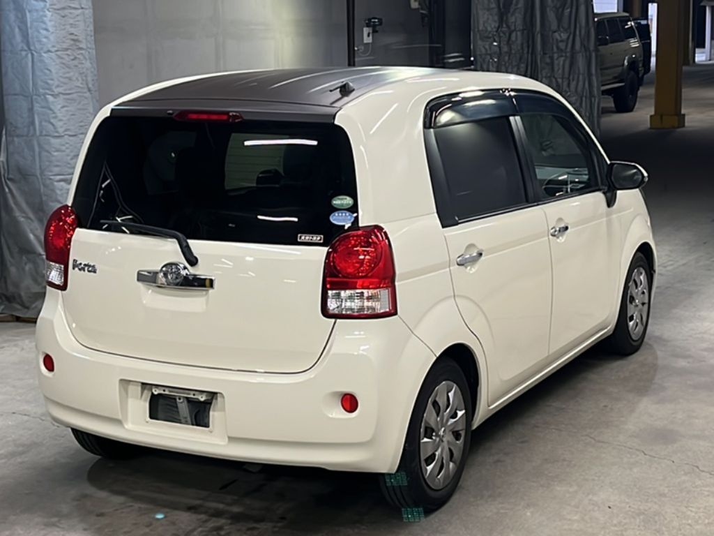 TOYOTA PORTE