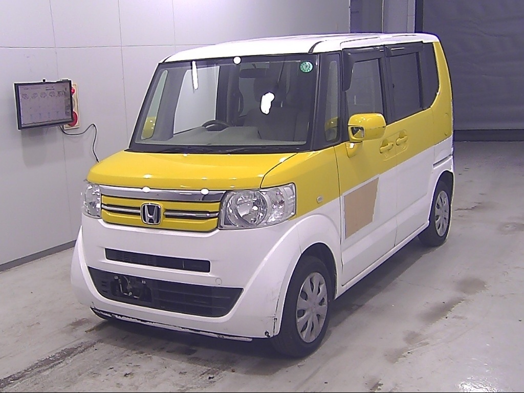 HONDA N-BOX