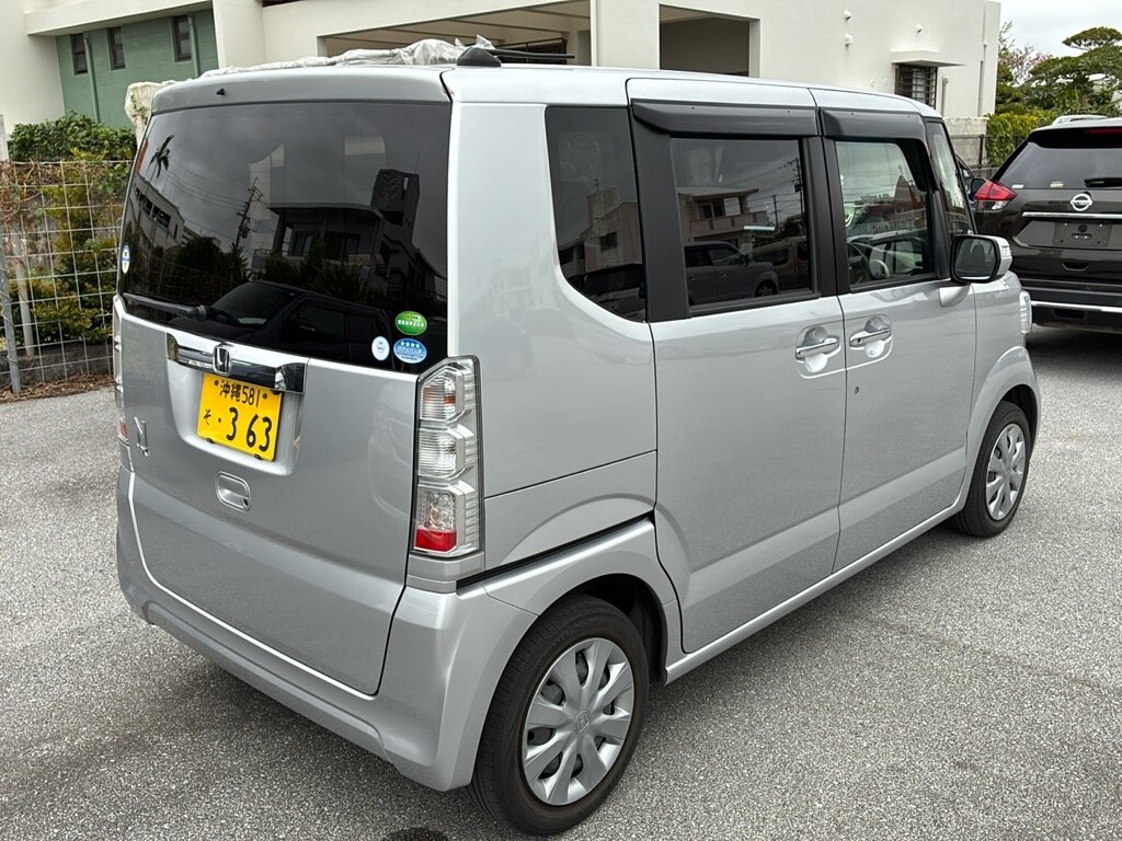 HONDA N-BOX
