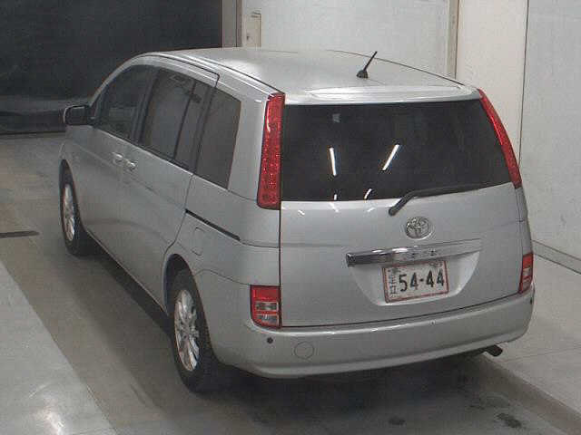 TOYOTA ISIS