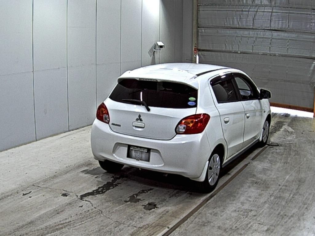 MITSUBISHI MIRAGE
