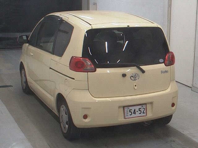 TOYOTA PORTE