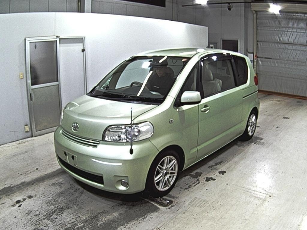 TOYOTA PORTE