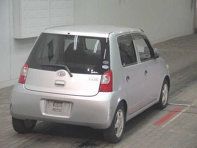 DAIHATSU ESSE