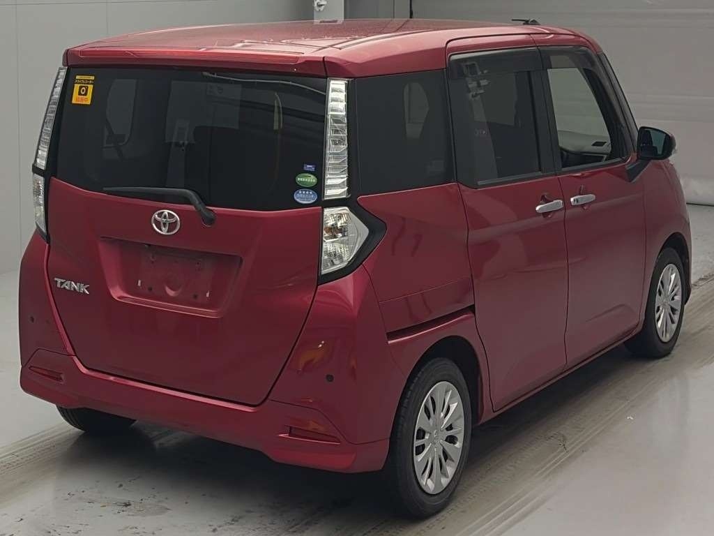 TOYOTA TANK