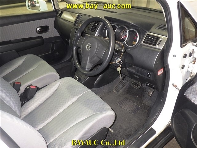 NISSAN TIIDA LATIO