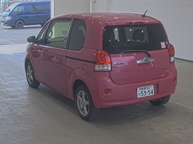 TOYOTA PORTE