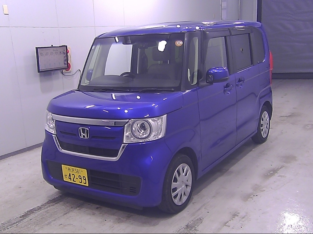 HONDA N-BOX
