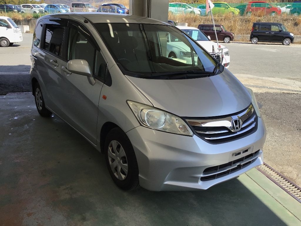 HONDA FREED