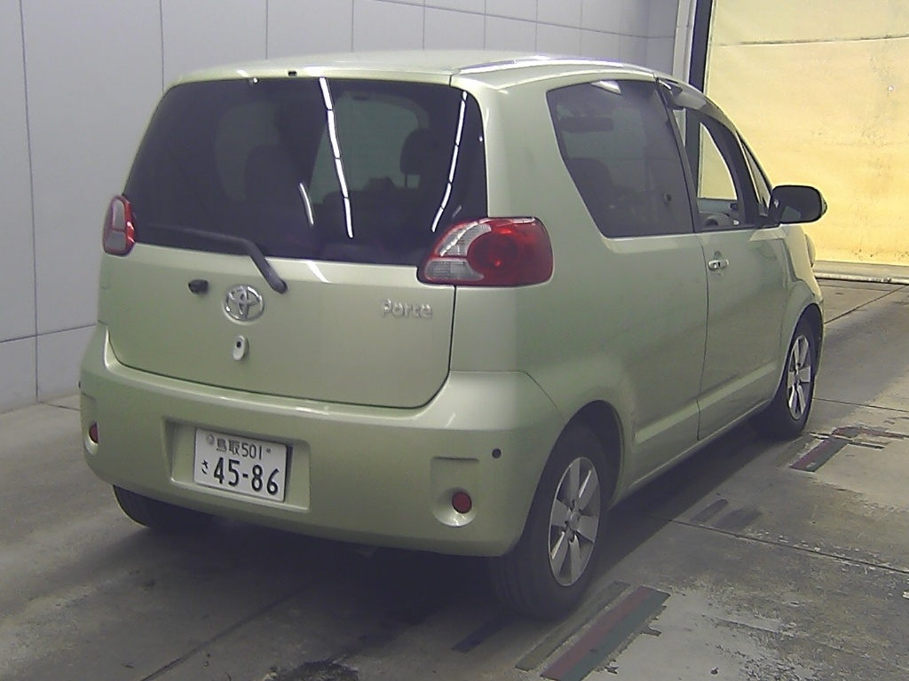 TOYOTA PORTE