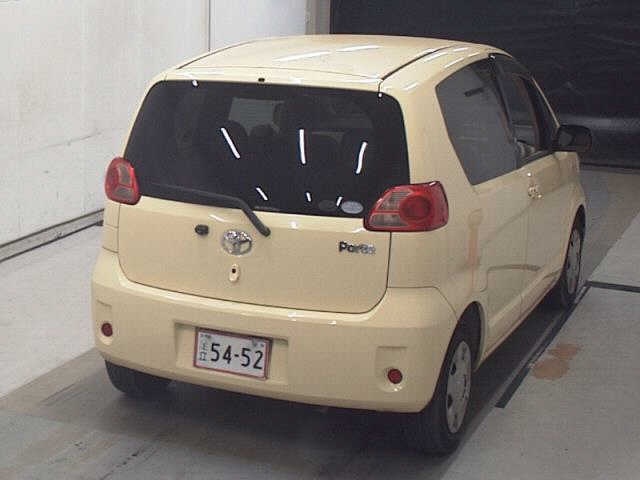 TOYOTA PORTE