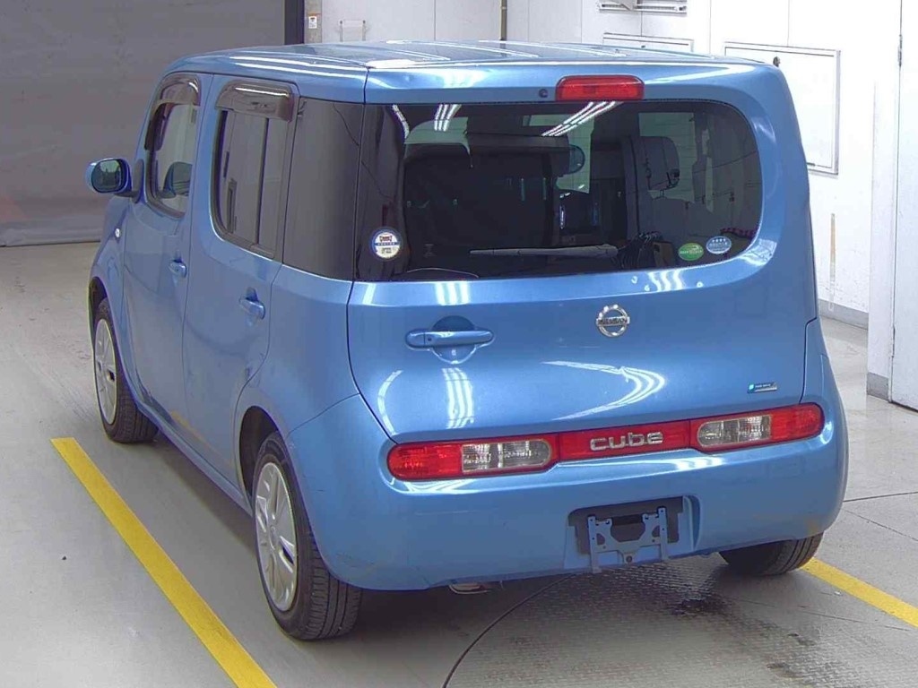 NISSAN CUBE