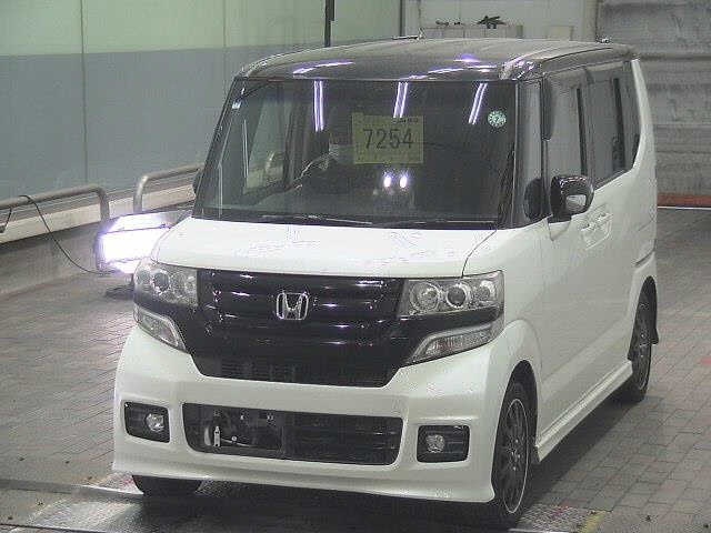 HONDA N-BOX