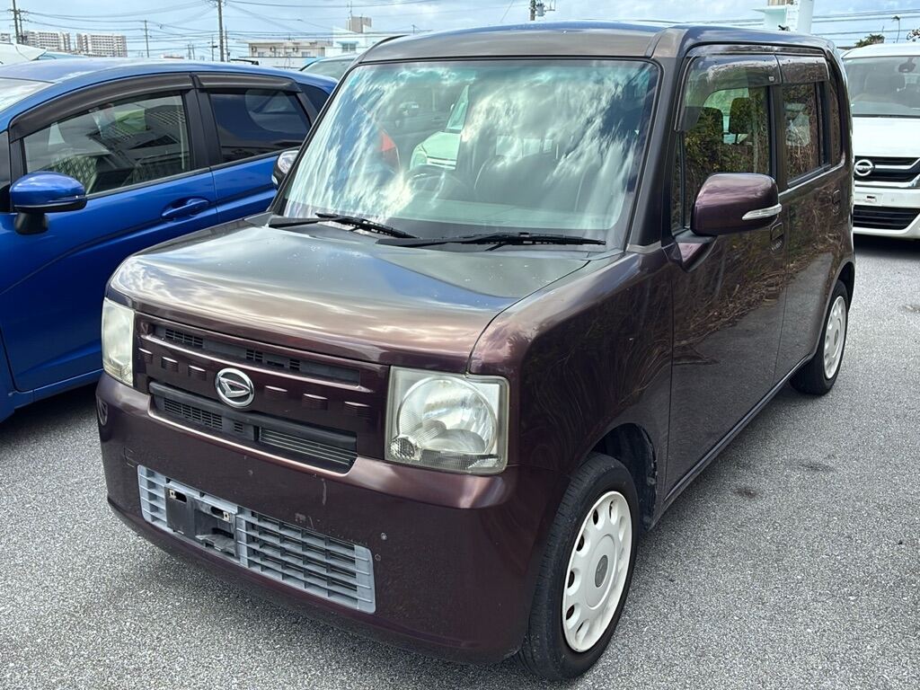 DAIHATSU MOVE CONTE