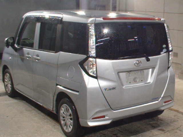 TOYOTA TANK