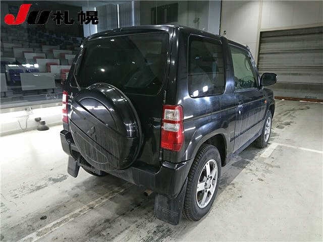 MITSUBISHI PAJERO MINI