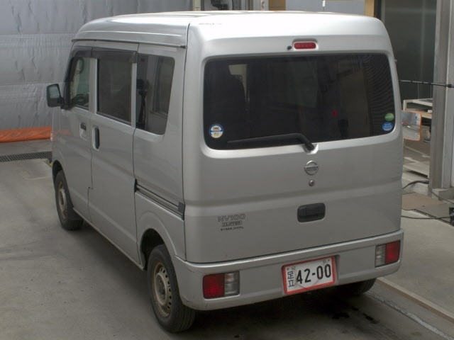 NISSAN NV100 CLIPPER