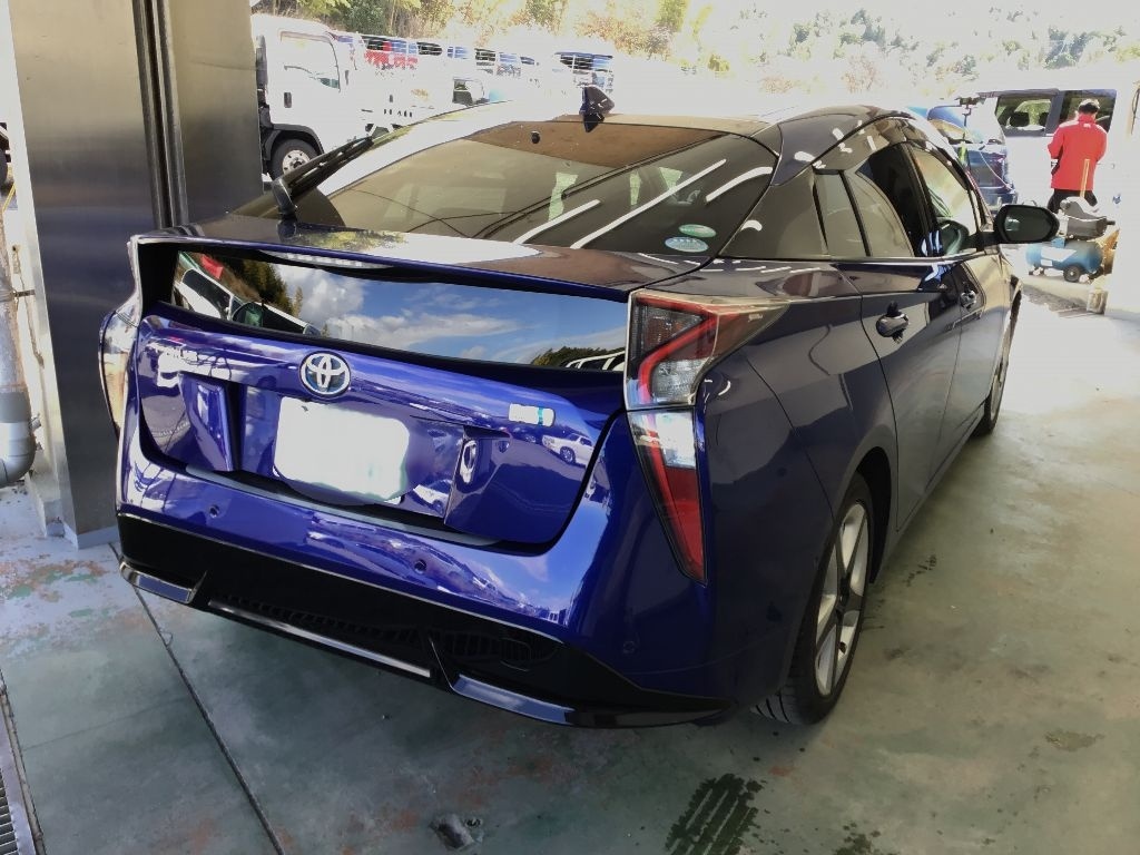 TOYOTA PRIUS