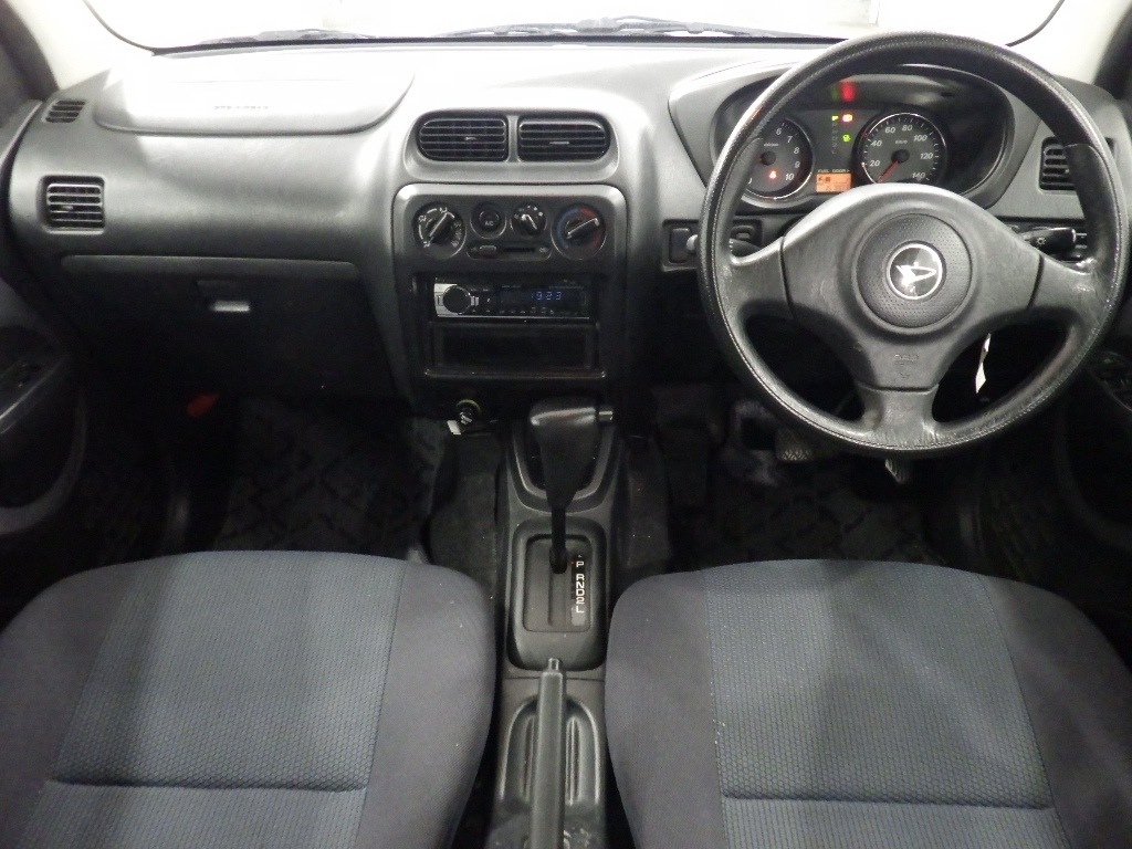 DAIHATSU TERIOS KID