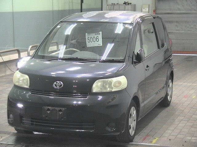 TOYOTA PORTE