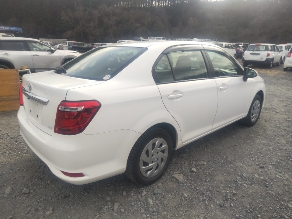 TOYOTA COROLLA AXIO