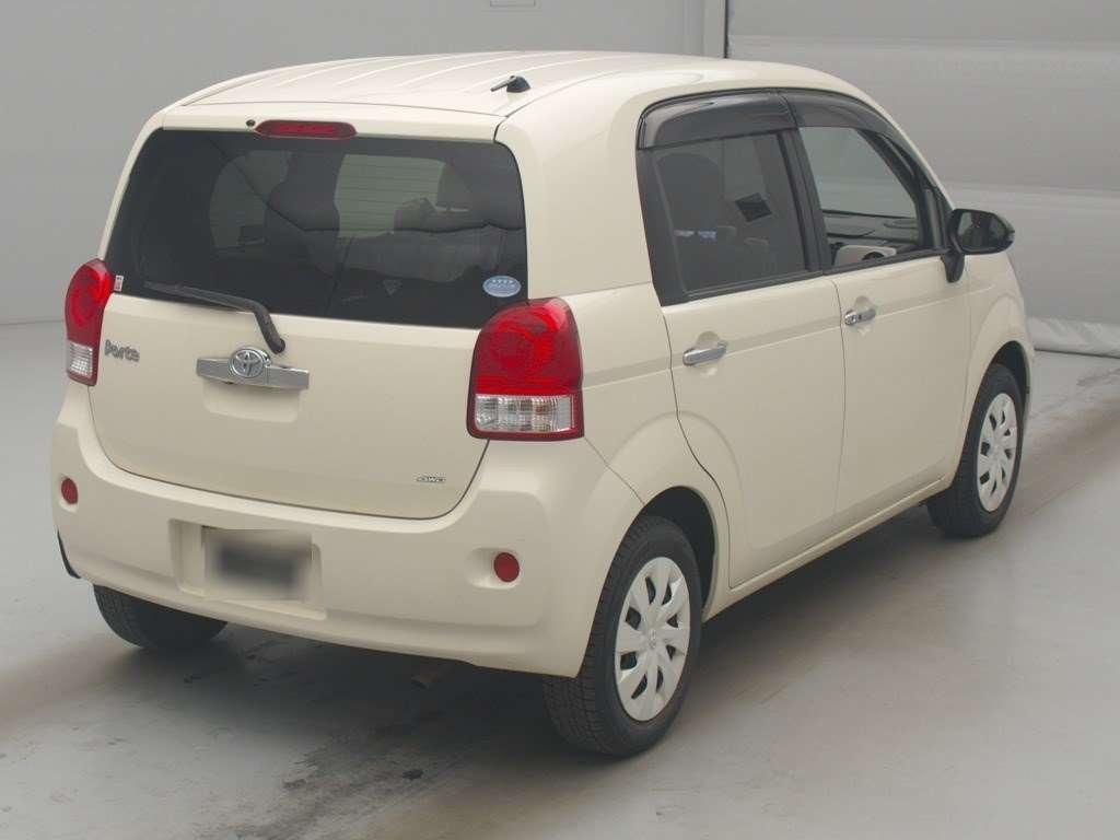 TOYOTA PORTE
