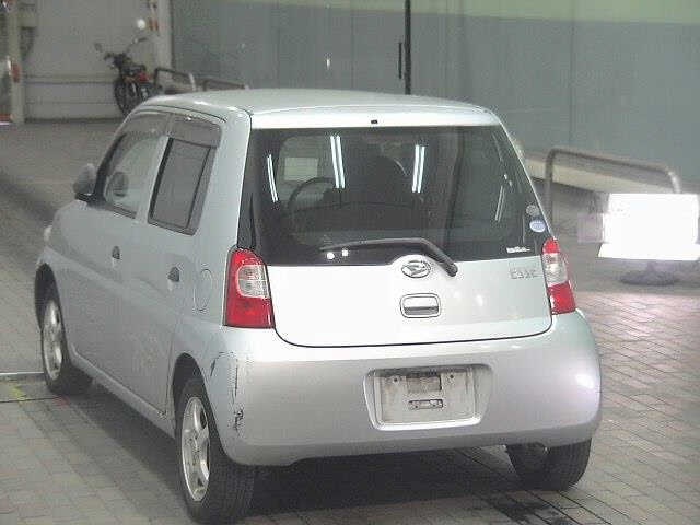 DAIHATSU ESSE