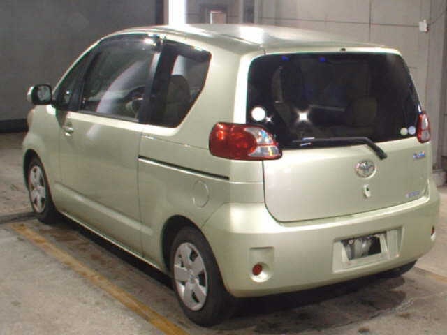TOYOTA PORTE
