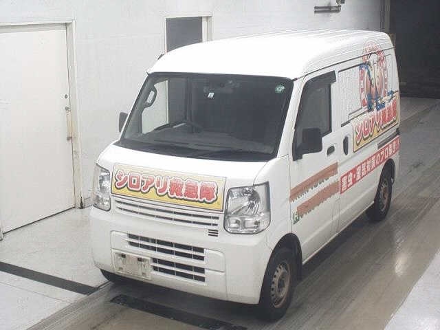 NISSAN NV100 CLIPPER