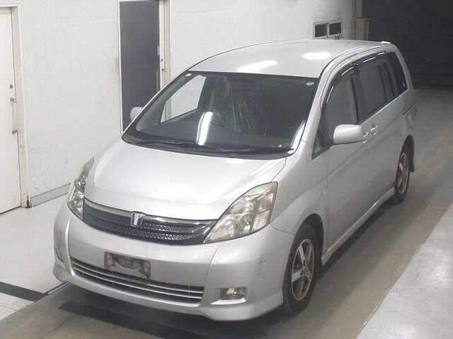 TOYOTA ISIS