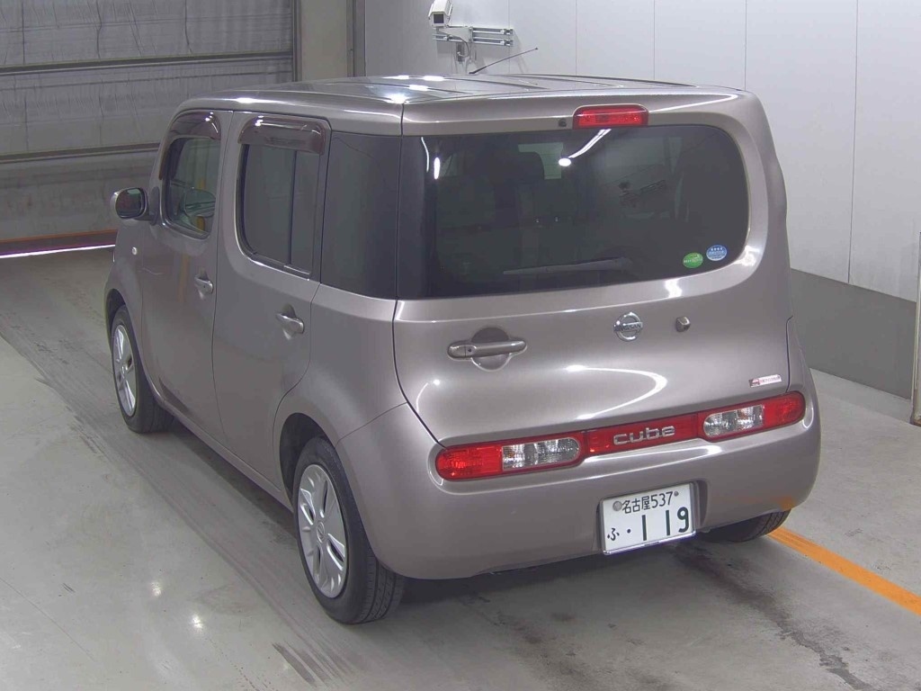 NISSAN CUBE