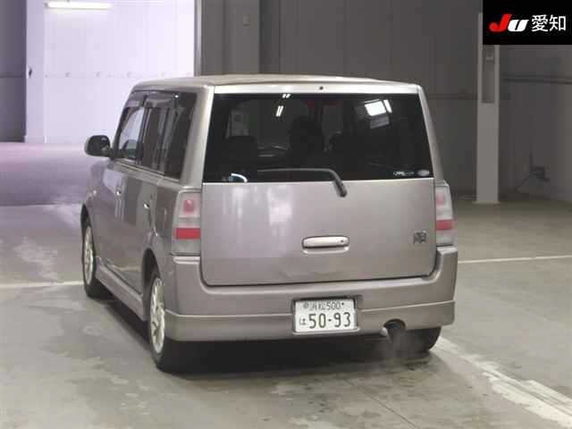 TOYOTA BB