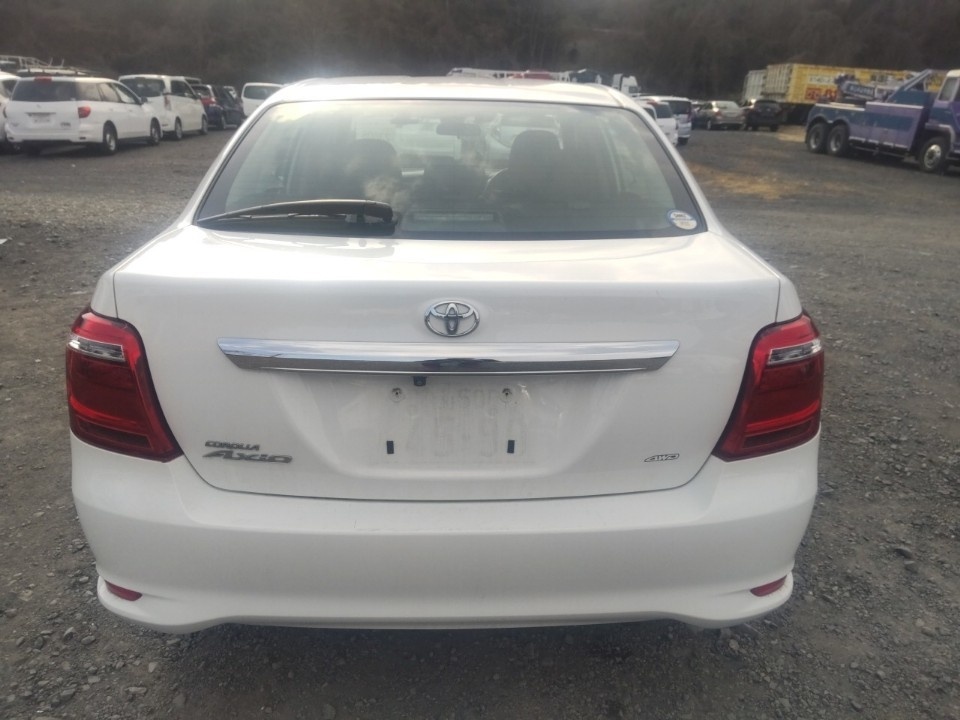 TOYOTA COROLLA AXIO