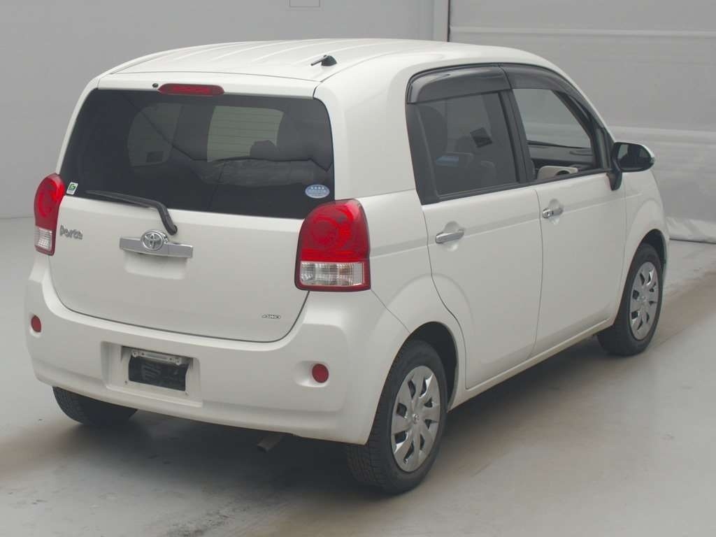 TOYOTA PORTE
