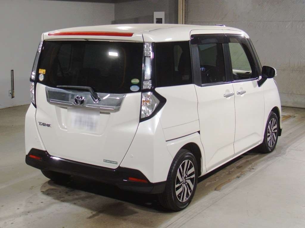 TOYOTA TANK