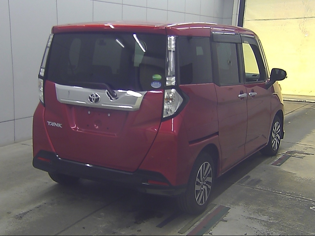 TOYOTA TANK