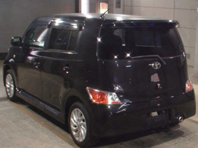 TOYOTA BB