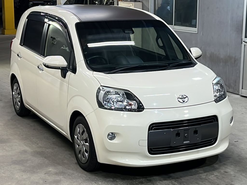 TOYOTA PORTE
