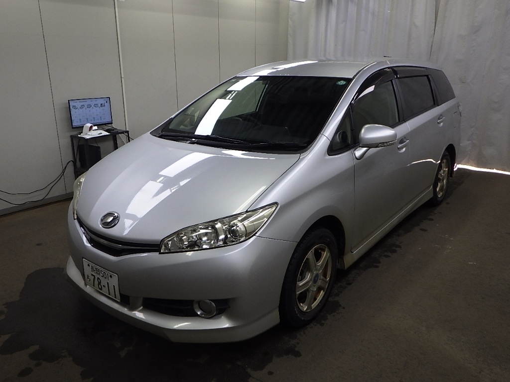 TOYOTA WISH