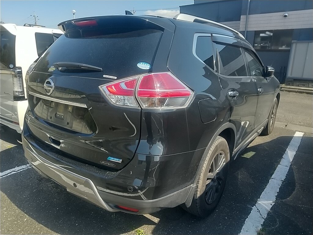 NISSAN X-TRAIL