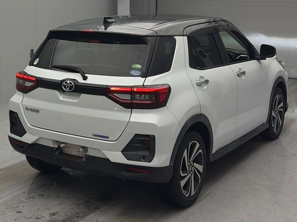 TOYOTA RAIZE