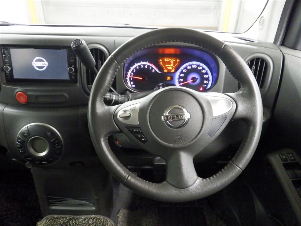 NISSAN CUBE