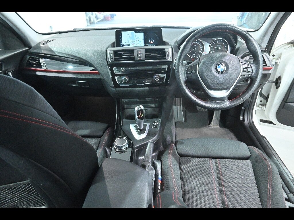 BMW 1-SERIES