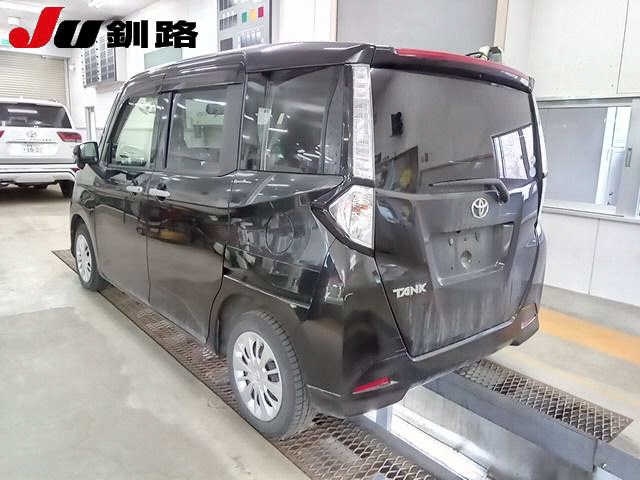 TOYOTA TANK