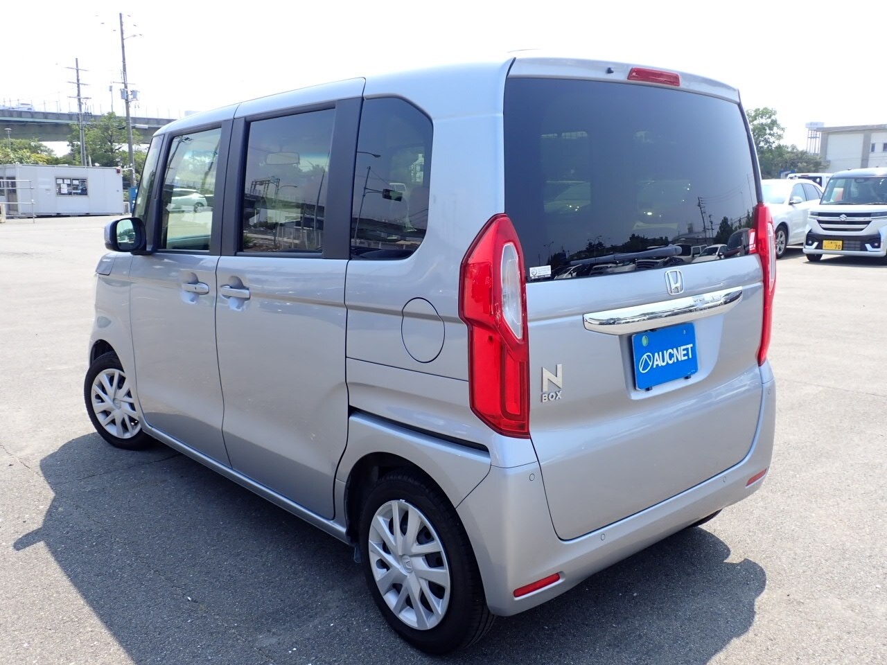 HONDA N-BOX