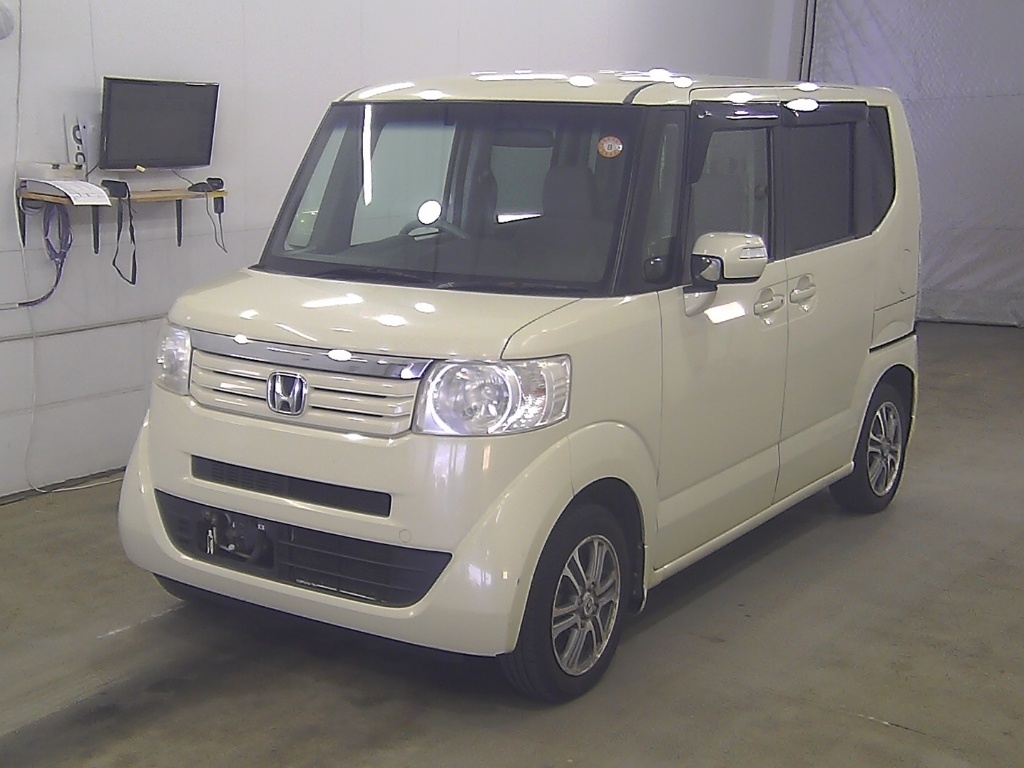 HONDA N-BOX