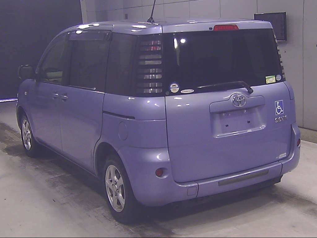 TOYOTA SIENTA