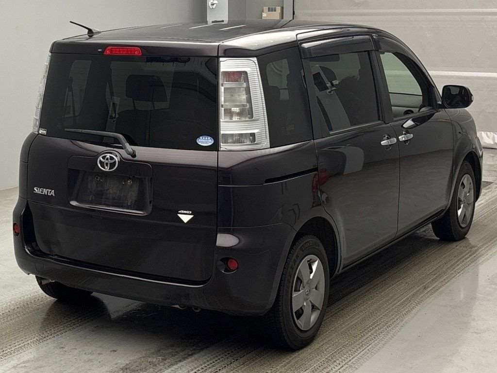 TOYOTA SIENTA